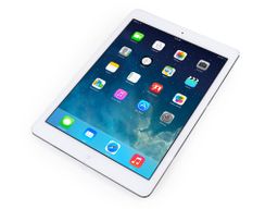 2013 Apple iPad Air 9,7″ (16Gb, Wi-Fi, серебристый)— фото №1